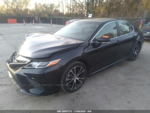 Photo 1 VIN: 4T1B11HK9JU095813 - TOYOTA CAMRY 