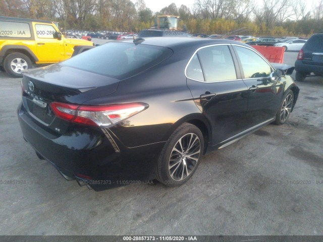 Photo 3 VIN: 4T1B11HK9JU095813 - TOYOTA CAMRY 