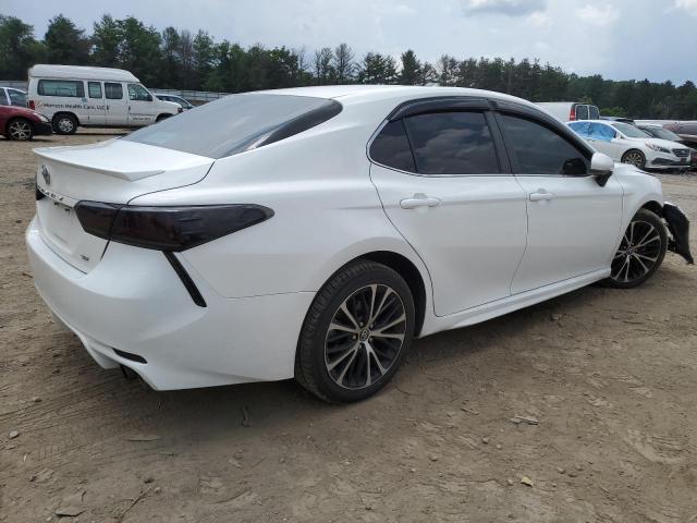 Photo 2 VIN: 4T1B11HK9JU116918 - TOYOTA CAMRY L 