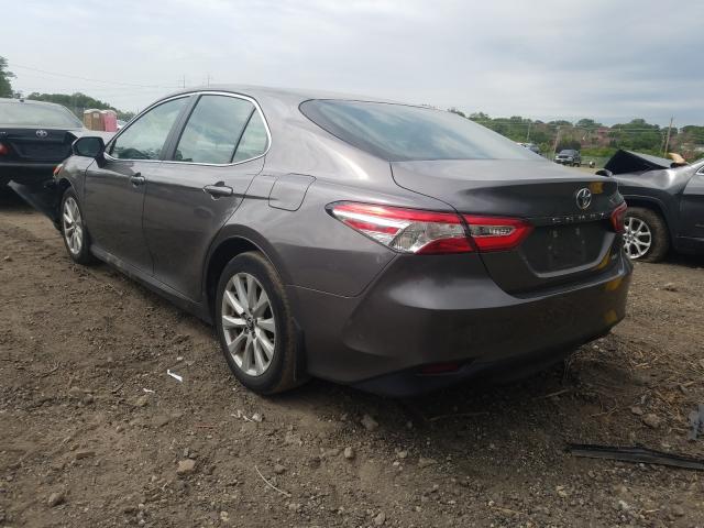 Photo 2 VIN: 4T1B11HK9JU118930 - TOYOTA CAMRY L 