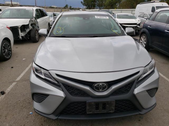 Photo 4 VIN: 4T1B11HK9JU120872 - TOYOTA CAMRY L 