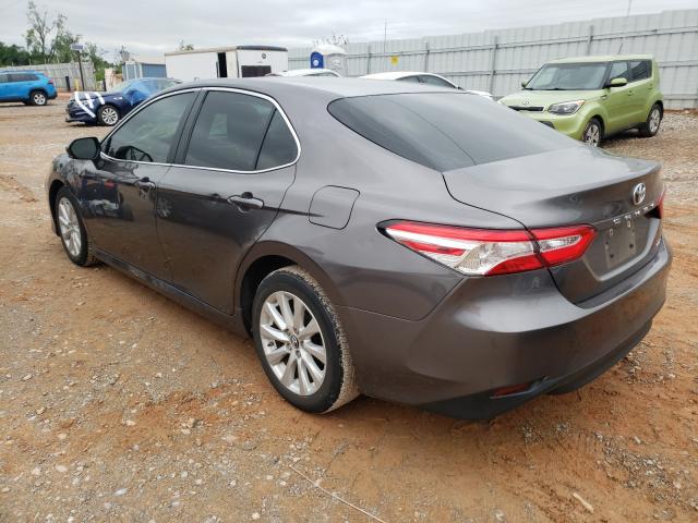 Photo 2 VIN: 4T1B11HK9JU135680 - TOYOTA CAMRY L 