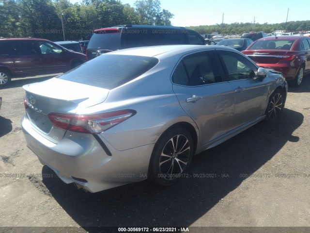 Photo 3 VIN: 4T1B11HK9JU138188 - TOYOTA CAMRY 