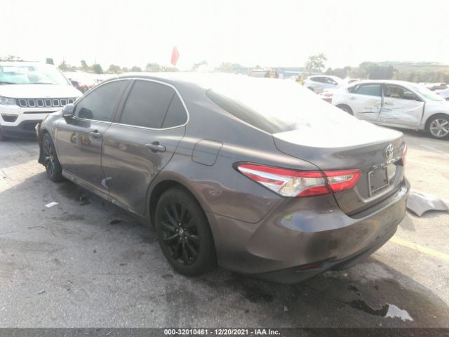 Photo 2 VIN: 4T1B11HK9JU141057 - TOYOTA CAMRY 