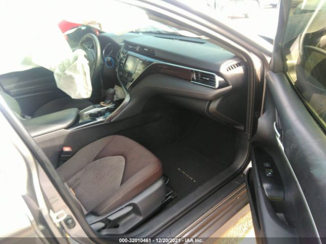 Photo 4 VIN: 4T1B11HK9JU141057 - TOYOTA CAMRY 