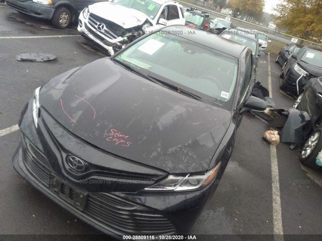 Photo 1 VIN: 4T1B11HK9JU141768 - TOYOTA CAMRY 