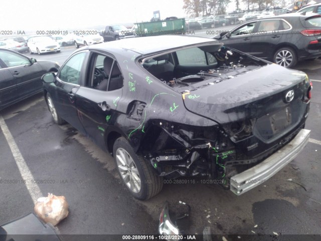 Photo 2 VIN: 4T1B11HK9JU141768 - TOYOTA CAMRY 