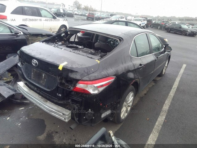 Photo 3 VIN: 4T1B11HK9JU141768 - TOYOTA CAMRY 