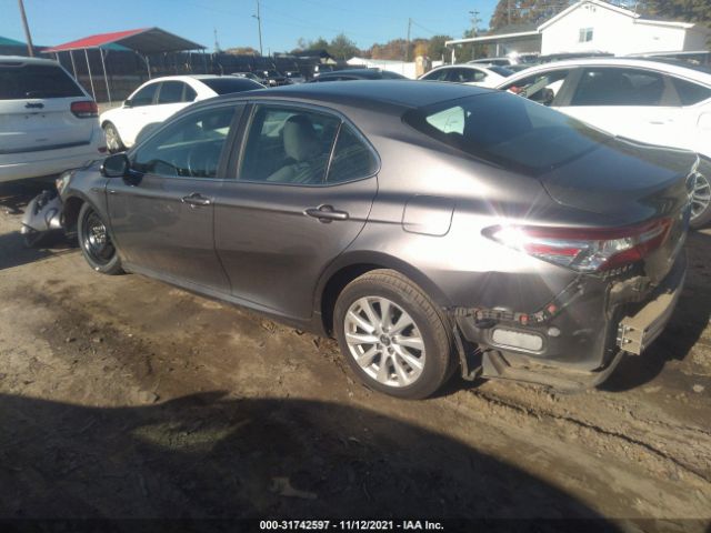 Photo 2 VIN: 4T1B11HK9JU144041 - TOYOTA CAMRY 