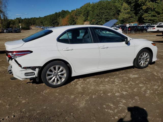 Photo 2 VIN: 4T1B11HK9JU148543 - TOYOTA CAMRY L 