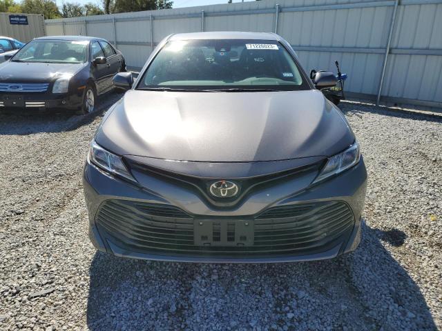 Photo 4 VIN: 4T1B11HK9JU148655 - TOYOTA CAMRY 