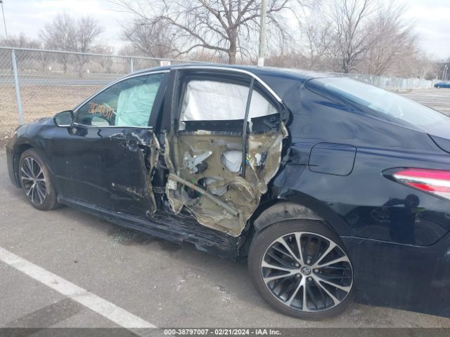 Photo 5 VIN: 4T1B11HK9JU155475 - TOYOTA CAMRY 