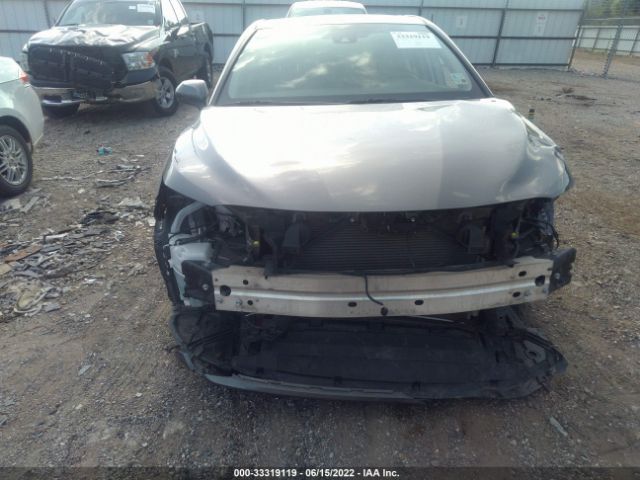 Photo 5 VIN: 4T1B11HK9JU159476 - TOYOTA CAMRY 