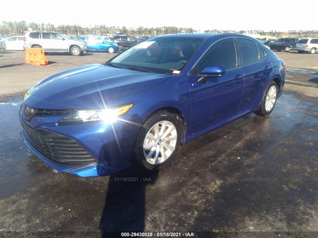 Photo 1 VIN: 4T1B11HK9JU500925 - TOYOTA CAMRY 