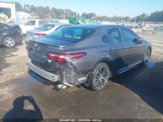 Photo 3 VIN: 4T1B11HK9JU509706 - TOYOTA CAMRY 