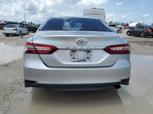 Photo 5 VIN: 4T1B11HK9JU514307 - TOYOTA CAMRY 