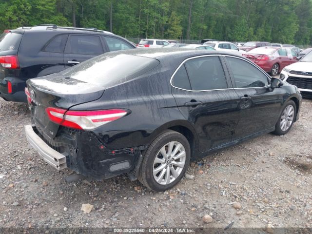 Photo 3 VIN: 4T1B11HK9JU516171 - TOYOTA CAMRY 