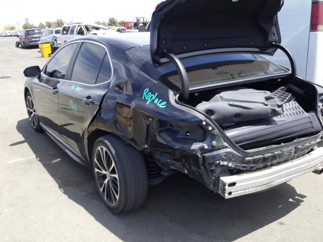 Photo 2 VIN: 4T1B11HK9JU520172 - TOYOTA CAMRY L 