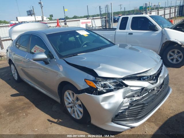 Photo 0 VIN: 4T1B11HK9JU542141 - TOYOTA CAMRY 