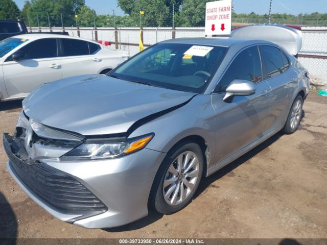 Photo 1 VIN: 4T1B11HK9JU542141 - TOYOTA CAMRY 