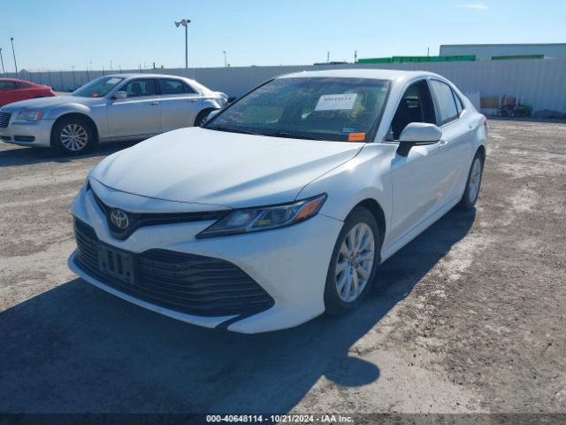 Photo 1 VIN: 4T1B11HK9JU547811 - TOYOTA CAMRY 