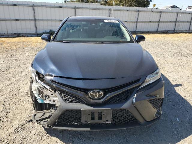 Photo 4 VIN: 4T1B11HK9JU548215 - TOYOTA CAMRY L 