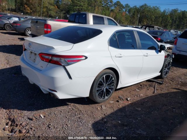 Photo 3 VIN: 4T1B11HK9JU566844 - TOYOTA CAMRY 