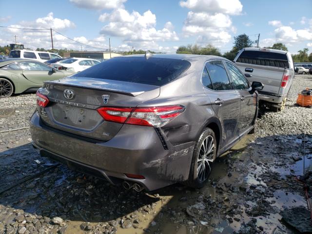 Photo 3 VIN: 4T1B11HK9JU568321 - TOYOTA CAMRY L 