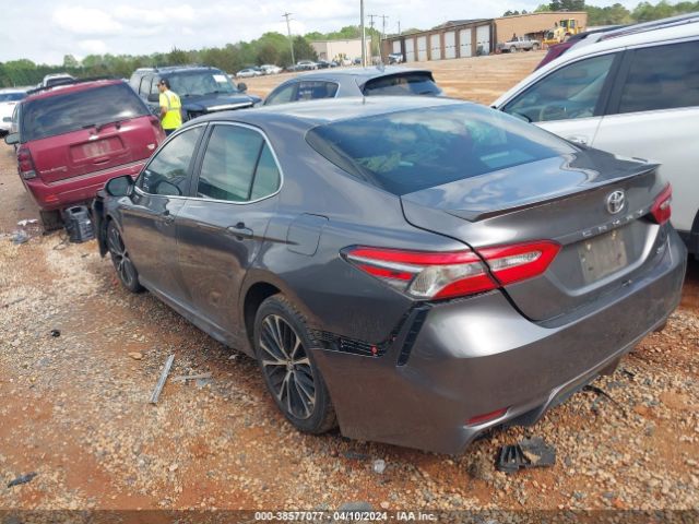 Photo 2 VIN: 4T1B11HK9JU569565 - TOYOTA CAMRY 