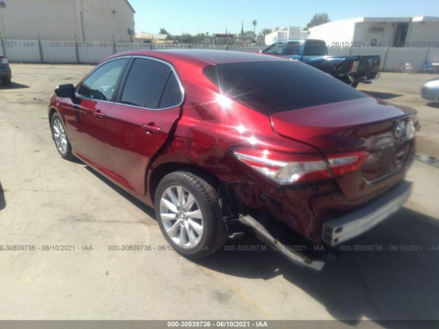 Photo 2 VIN: 4T1B11HK9JU580274 - TOYOTA CAMRY 