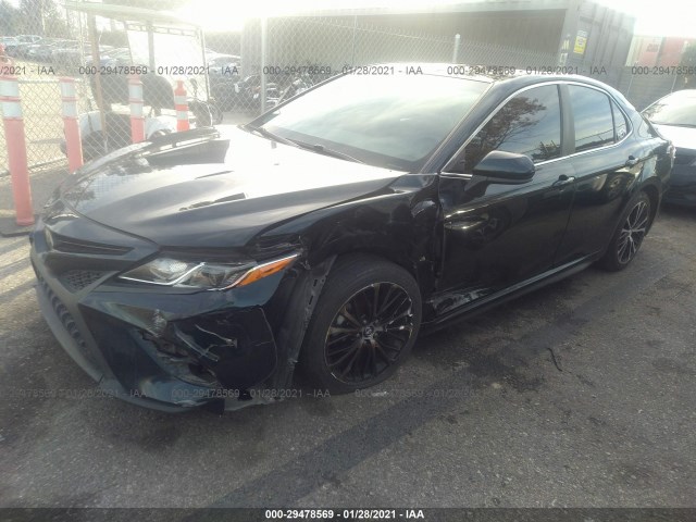 Photo 1 VIN: 4T1B11HK9JU582039 - TOYOTA CAMRY 