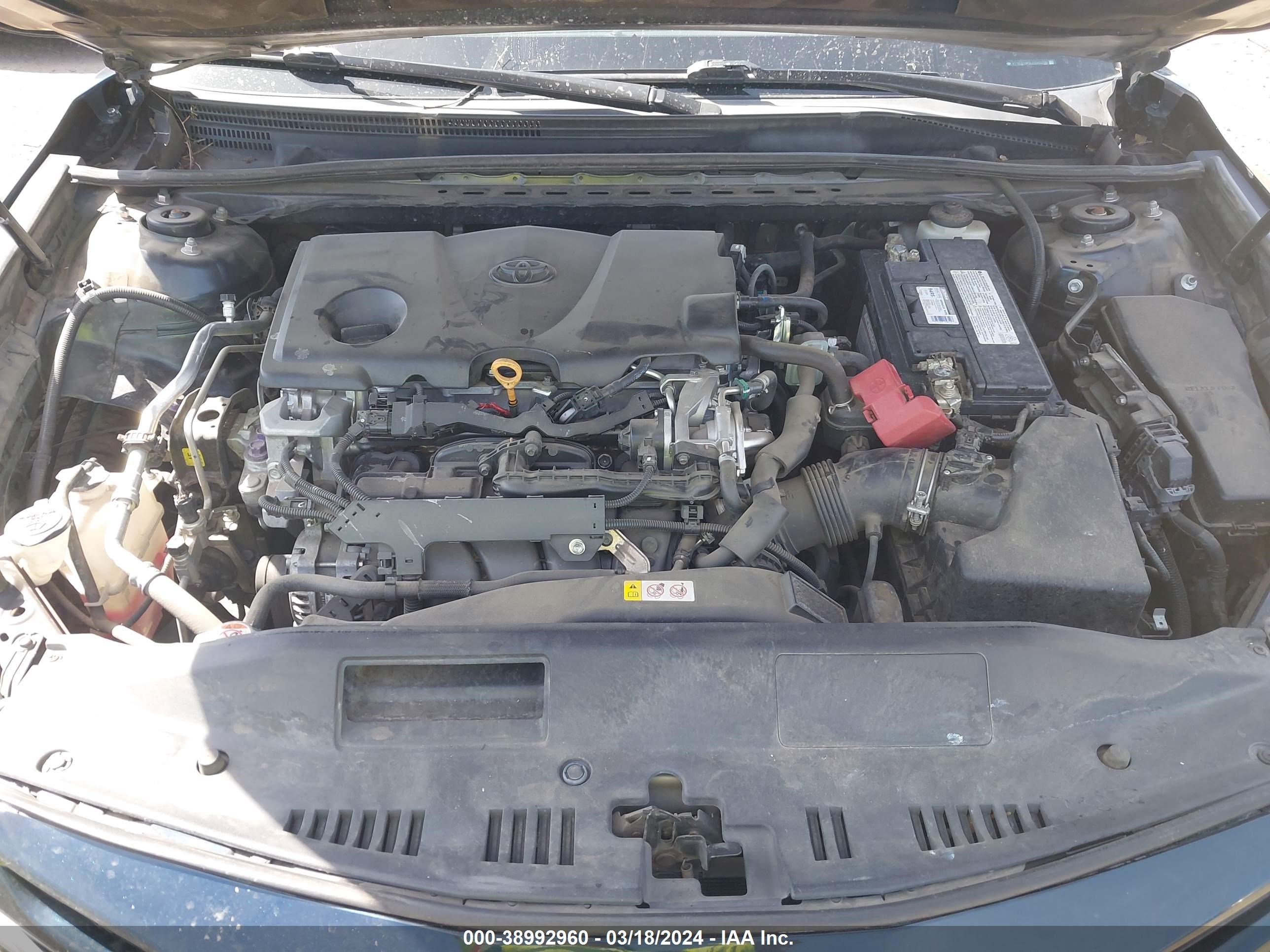 Photo 9 VIN: 4T1B11HK9JU582039 - TOYOTA CAMRY 