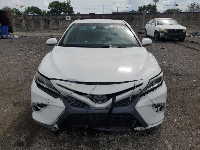 Photo 4 VIN: 4T1B11HK9JU583496 - TOYOTA CAMRY L 