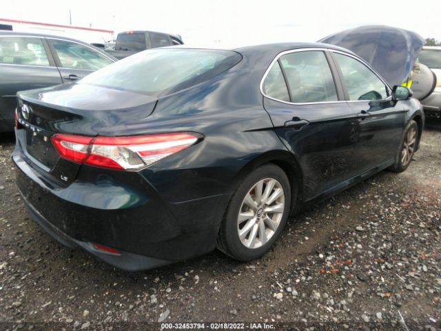 Photo 3 VIN: 4T1B11HK9JU585040 - TOYOTA CAMRY 