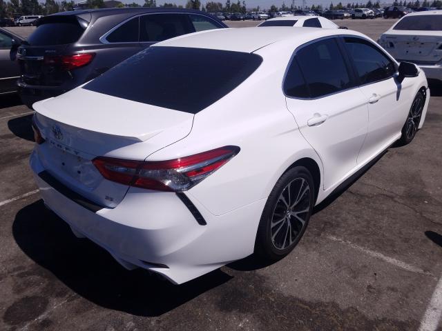 Photo 3 VIN: 4T1B11HK9JU586267 - TOYOTA CAMRY L 