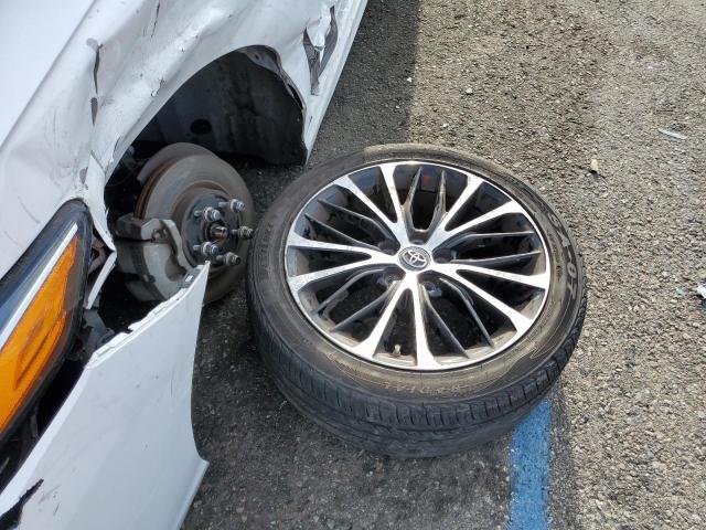 Photo 11 VIN: 4T1B11HK9JU588018 - TOYOTA CAMRY L 