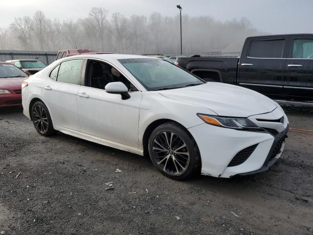 Photo 3 VIN: 4T1B11HK9JU598659 - TOYOTA CAMRY L 