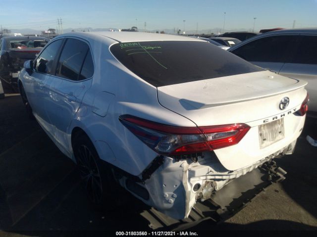 Photo 2 VIN: 4T1B11HK9JU603407 - TOYOTA CAMRY 