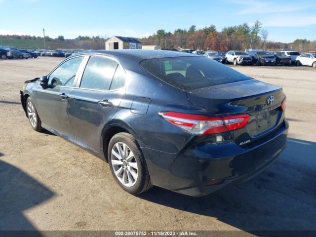 Photo 2 VIN: 4T1B11HK9JU603536 - TOYOTA CAMRY 