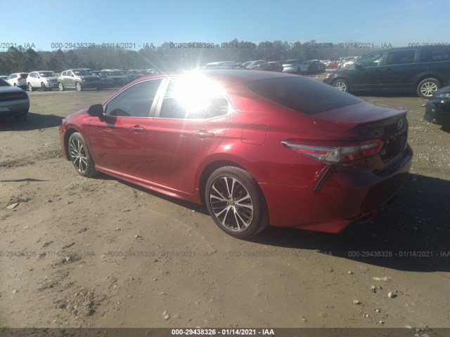 Photo 2 VIN: 4T1B11HK9JU604914 - TOYOTA CAMRY 