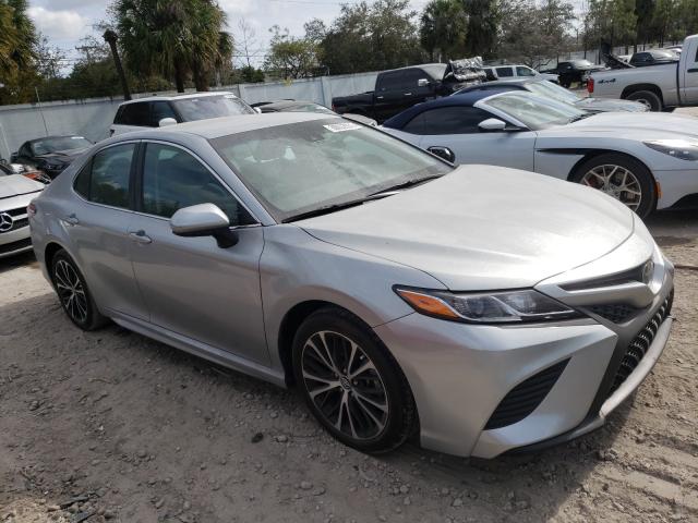 Photo 0 VIN: 4T1B11HK9JU628288 - TOYOTA CAMRY 