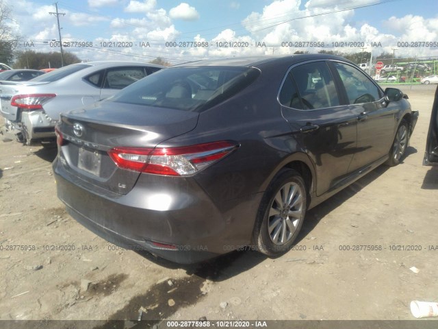 Photo 3 VIN: 4T1B11HK9JU628372 - TOYOTA CAMRY 