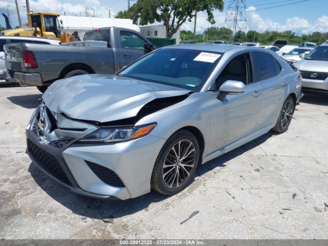 Photo 1 VIN: 4T1B11HK9JU629389 - TOYOTA CAMRY 