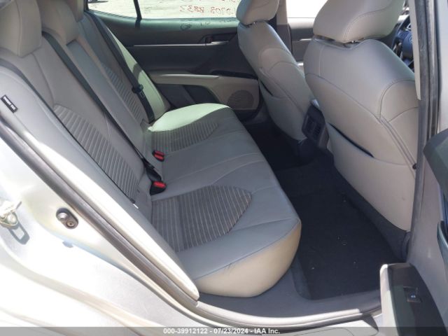 Photo 7 VIN: 4T1B11HK9JU629389 - TOYOTA CAMRY 