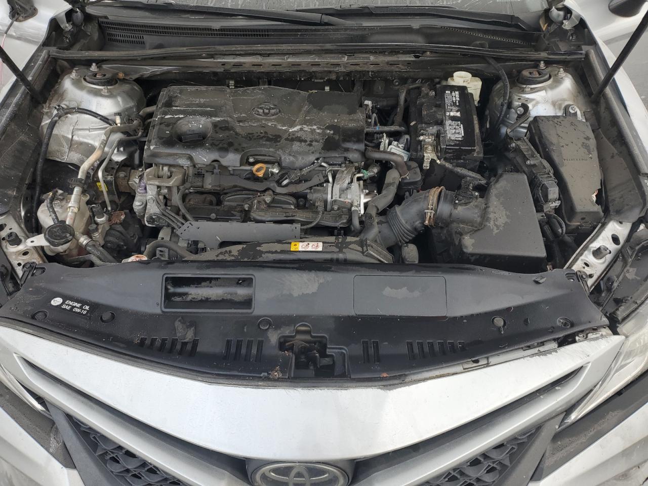 Photo 10 VIN: 4T1B11HK9JU642398 - TOYOTA CAMRY 