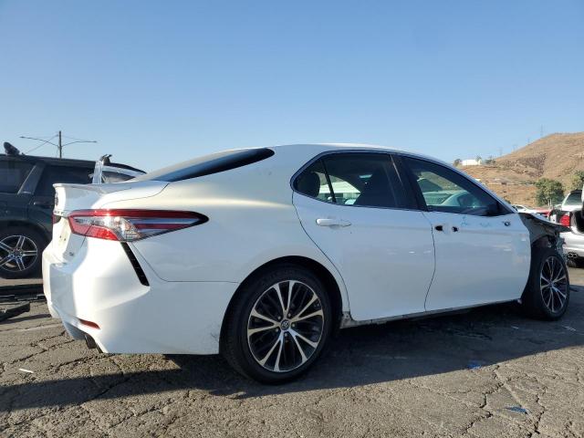 Photo 2 VIN: 4T1B11HK9JU645446 - TOYOTA CAMRY L 