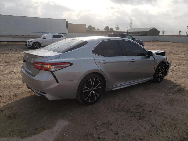 Photo 2 VIN: 4T1B11HK9JU652056 - TOYOTA CAMRY 