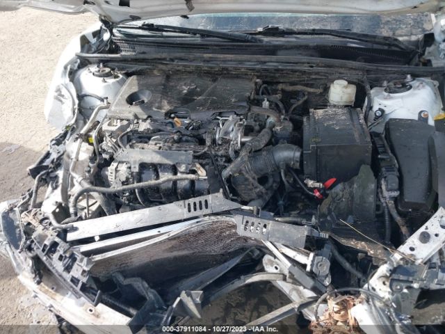 Photo 9 VIN: 4T1B11HK9JU666362 - TOYOTA CAMRY 