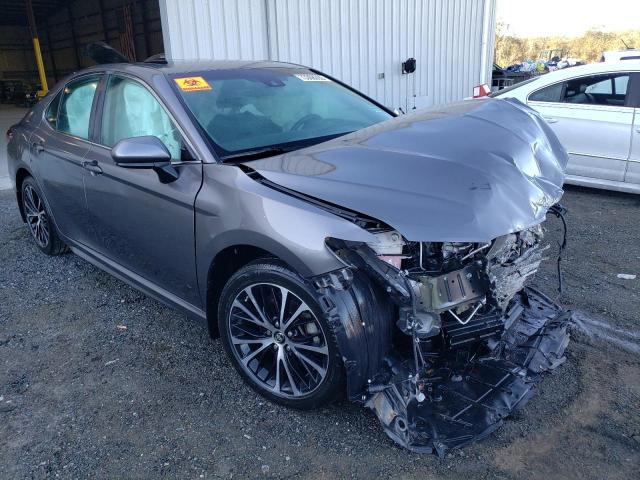 Photo 3 VIN: 4T1B11HK9JU667592 - TOYOTA CAMRY L 