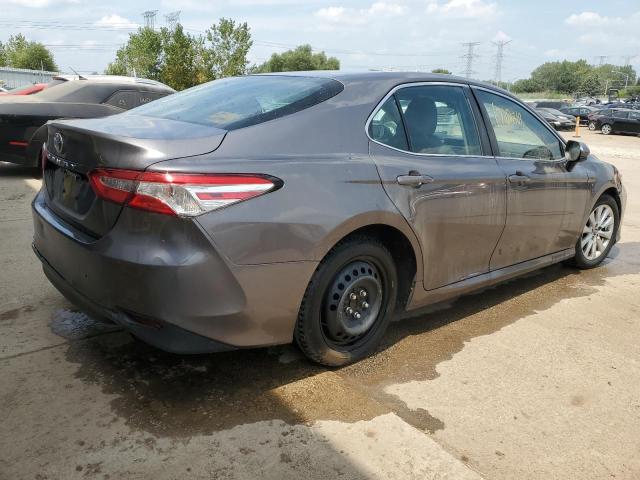 Photo 2 VIN: 4T1B11HK9JU674879 - TOYOTA CAMRY L 